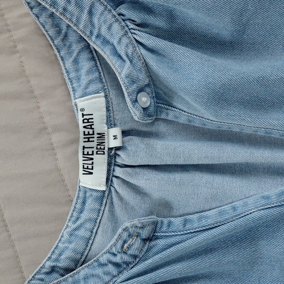 Velvet Heart Denim Almafi Light Skyfall Top Sz M - Picture 8 of 10